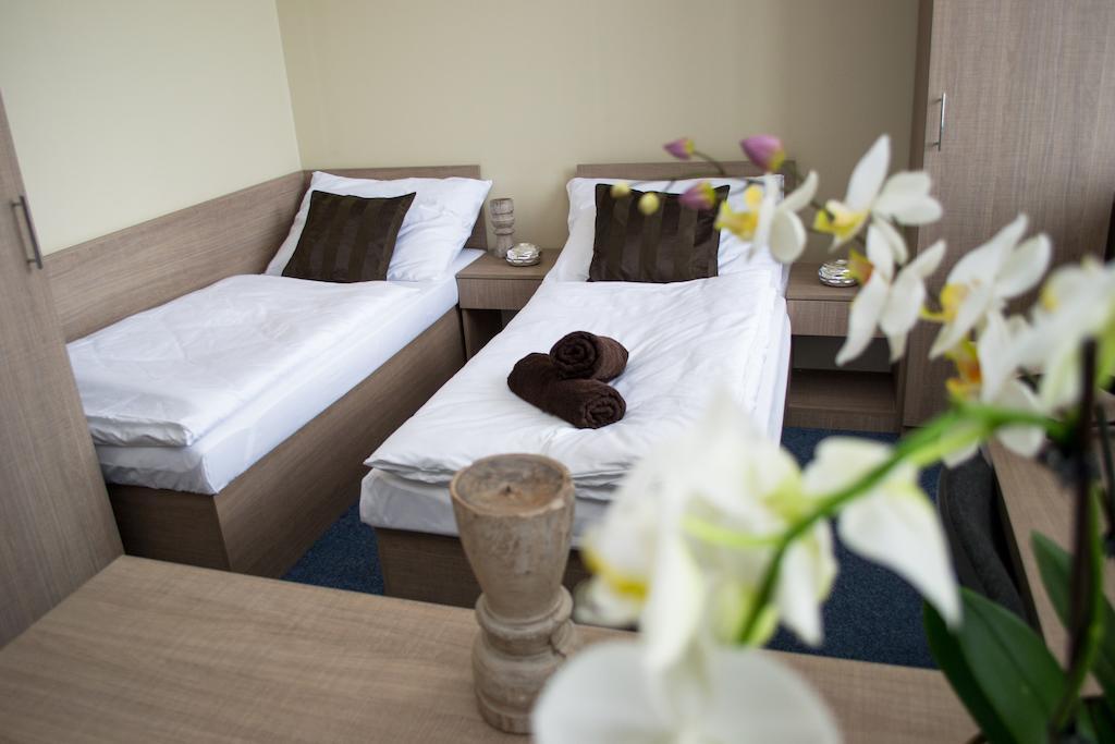 Penzion S Wellness Uherske Hradiste Bilik gambar